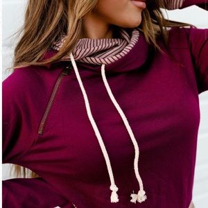 Ampersand Round of Applause Double Hood